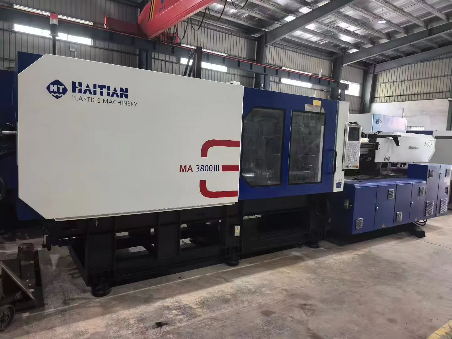 Used Haitian injection molding machines for Mexico, Peru and Colombia