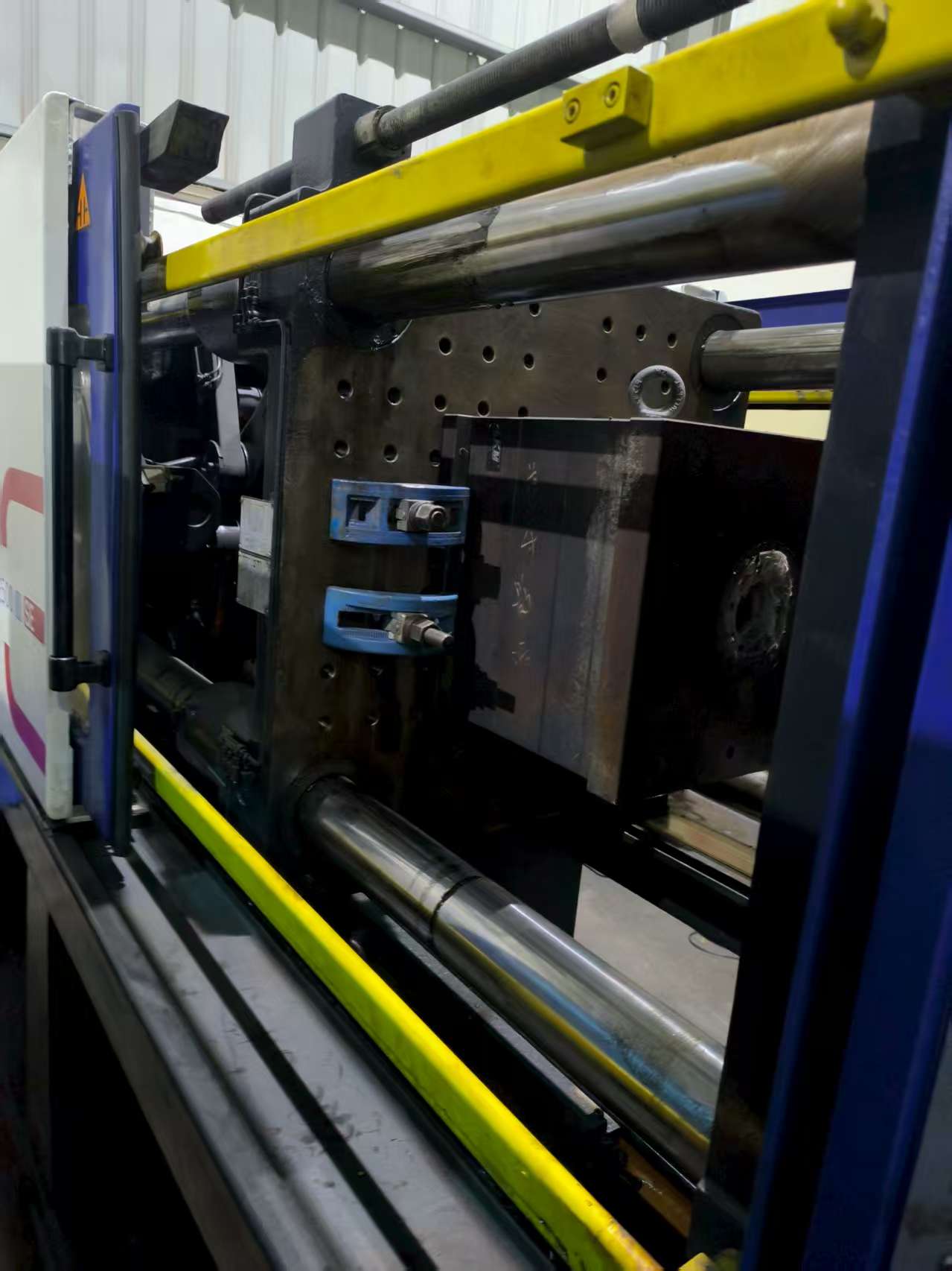 Precision Engineering in Conventional Machines: Geepow 1000T3 & Haitian MA2500 III SE