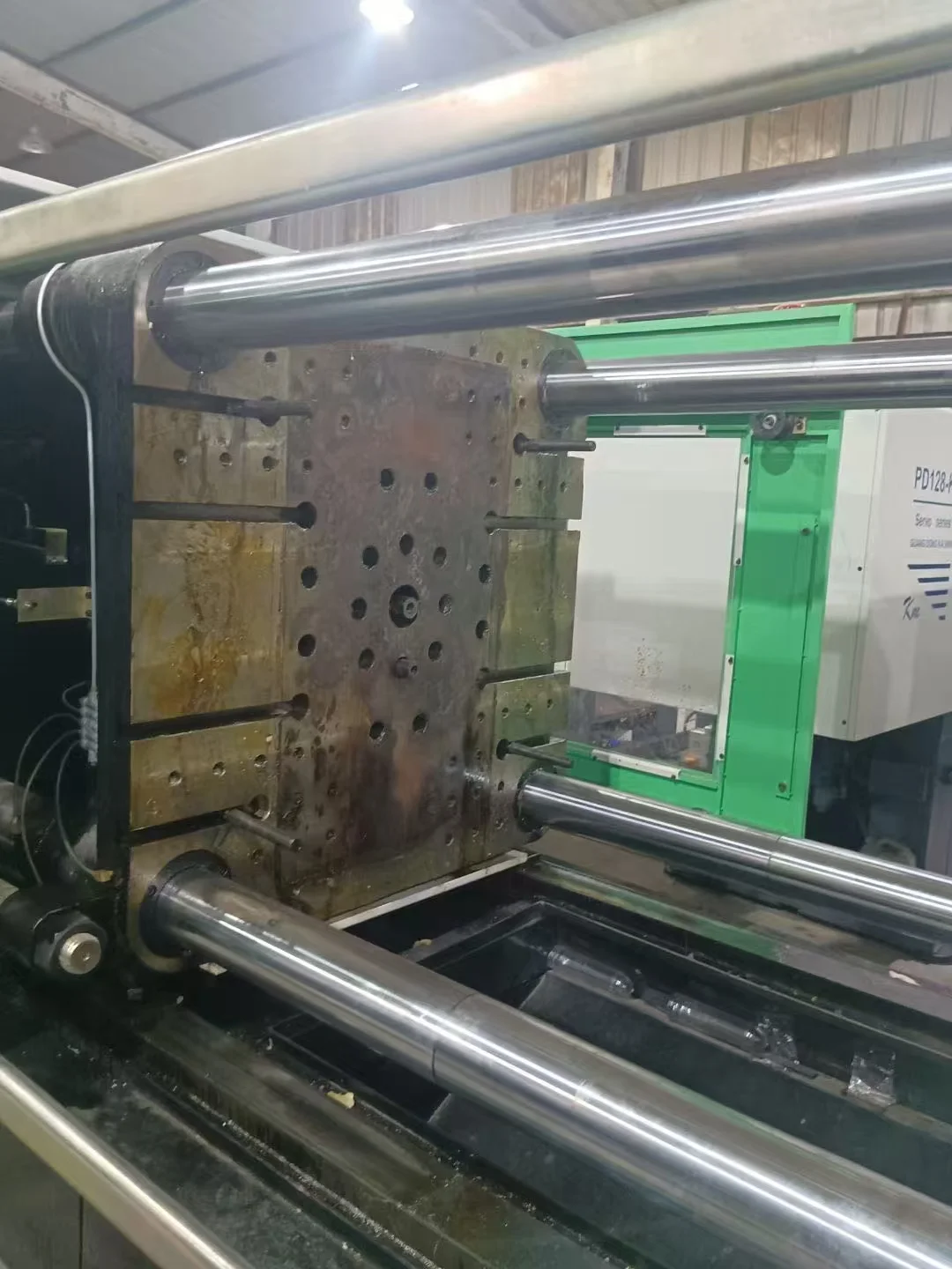 PET Machine: Revolutionizing Plastic Manufacturing